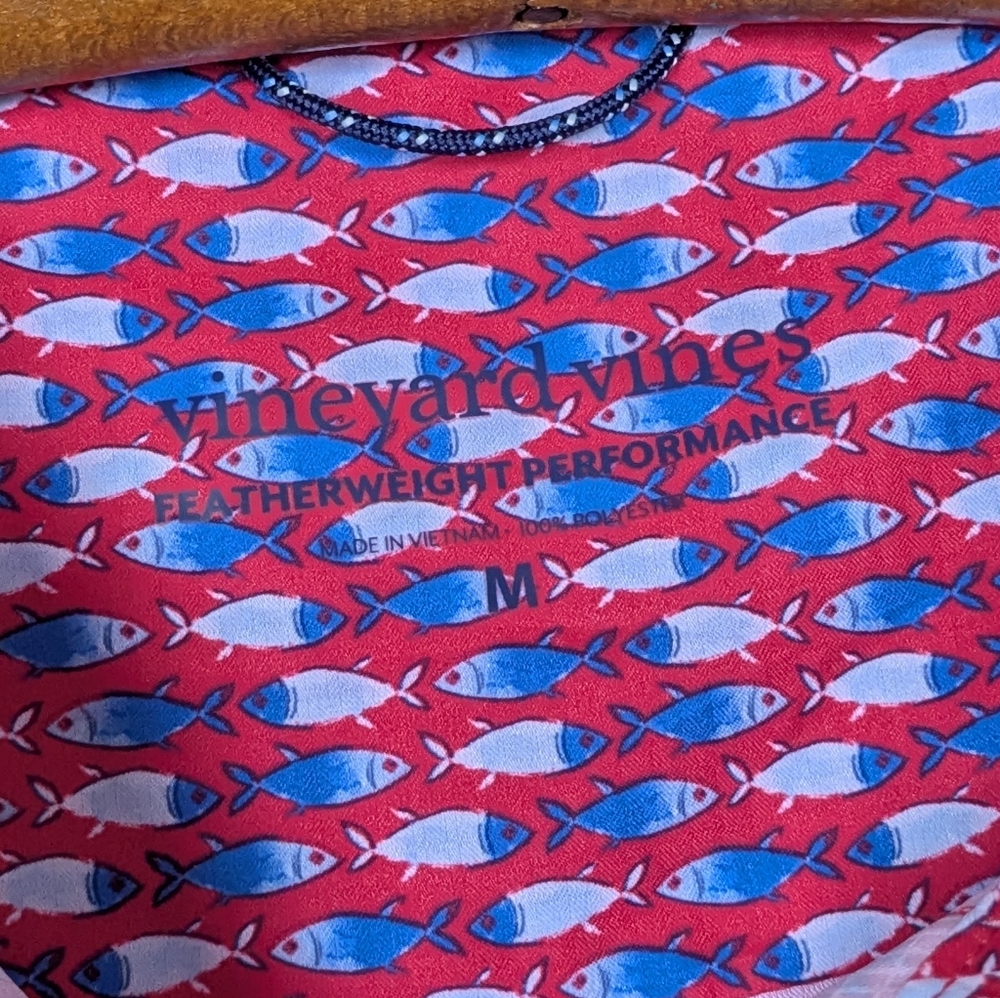 Vineyard Vines Micro Fish Red Short Sleeve Feather Performance Ripstop Shirt Med - Picture 5 of 10